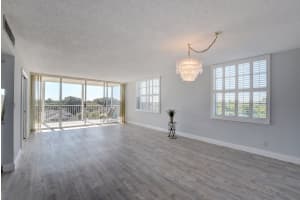 1 Harbourside Dr, Delray Beach, FL 33483, Sold 08/07/19