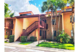 1503 Lakeview Dr E, Royal Palm Beach, FL 33411, Sold 03/28/19