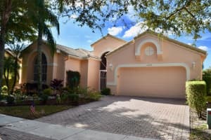 10093 Diamond Lake Dr, Boynton Beach, FL 33437, Sold 07/09/19