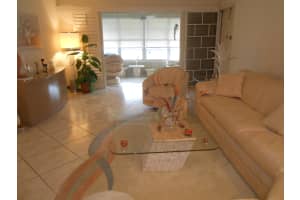 1242 Club Dr W, Delray Beach, FL 33445, Sold 06/17/19