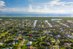 8162 SE Cumberland Cir, Hobe Sound, FL 33455, Sold 02/11/19