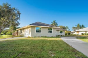 8162 SE Cumberland Cir, Hobe Sound, FL 33455, Sold 02/11/19