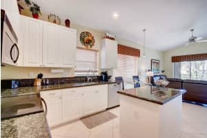 7764 Colony Lake Dr, Boynton Beach, FL 33436, Sold 06/14/19