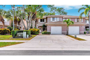 4635 Pinemore Ln, Lake Worth, FL 33463, Sold 04/15/19