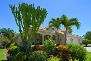 7583 SE Forest Oak Ln, Hobe Sound, FL 33455, Sold 04/23/19