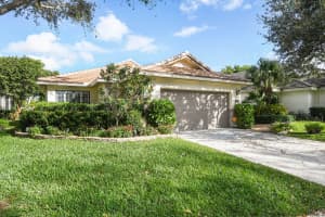 4635 Sherwood Forest Dr, Delray Beach, FL 33445, Sold 04/15/19