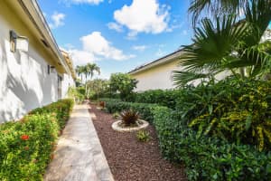 4635 Sherwood Forest Dr, Delray Beach, FL 33445, Sold 04/15/19