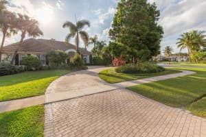 2369 Newbury Ct, Wellington, FL 33414, Sold 06/17/20