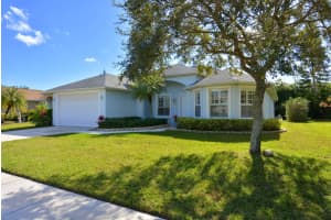 5585 West 1st Square SW, Vero Beach, FL 32968, Sold 02/08/19