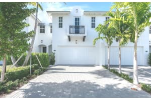906 Hamilton Ln, Delray Beach, FL 33483, Sold 02/25/20
