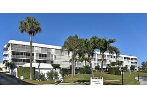 907 Marina Dr, North Palm Beach, FL 33408, Sold 05/01/19