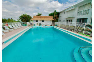 4201 S Ocean Blvd APT H5, South Palm Beach, FL 33480, Sold 12/28/18