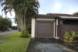4 Mahoris Dr, Royal Palm Beach, FL 33411, Sold 04/26/19