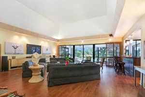 5221 Estates Dr, Delray Beach, FL 33445, Sold 03/28/19