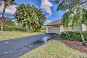180 Pleasant Wood Dr, Wellington, FL 33414, Sold 08/28/19