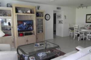 4649 Pine Grove Dr, Delray Beach, FL 33445, Sold 04/19/19