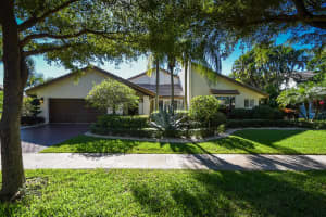 1900 Parkside Cir S, Boca Raton, FL 33486, Sold 04/11/19