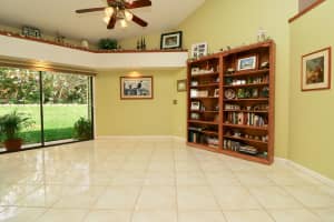 10370 SE Jupiter Narrows Dr, Hobe Sound, FL 33455, Sold 02/22/19