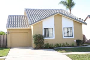 5777 Strawberry Lakes Cir, Lake Worth, FL 33463, Sold 04/30/19