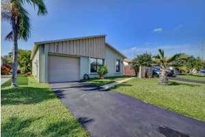 5590 Mirror Lakes Blvd, Boynton Beach, FL 33472, Sold 03/15/19
