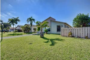 5590 Mirror Lakes Blvd, Boynton Beach, FL 33472, Sold 03/15/19