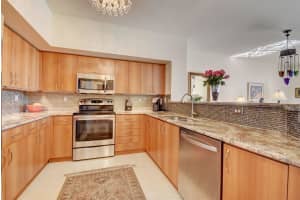 255 NE 3rd Ave, Delray Beach, FL 33444, Sold 07/25/19