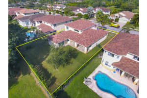 8330 Phoenician Ct, Davie, FL 33328, Sold 03/08/19