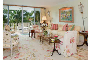 227 Australian Ave #2b, Palm Beach, FL 33480, Sold 10/24/19