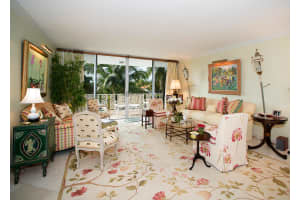 227 Australian Ave #2b, Palm Beach, FL 33480, Sold 10/24/19