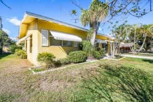 708 Iroquois St, Jupiter, FL 33458, Sold 02/27/19