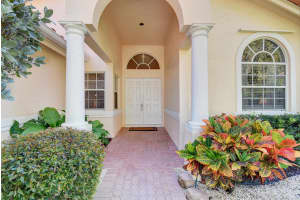 5300 Casa Real Dr, Delray Beach, FL 33484, Sold 03/15/19