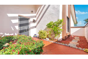 3802 Devenport Ct, Greenacres, FL 33463, Sold 02/22/19