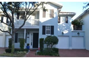 1027 E Heritage Club Cir, Delray Beach, FL 33483, Sold 04/16/19