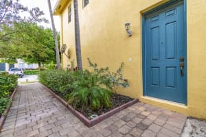 3206 Mirella Dr, Riviera Beach, FL 33404, Sold 08/23/19