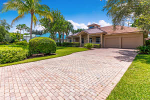 3734 SE Bent Banyan Way, Stuart, FL 34997, Sold 10/15/19