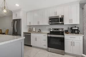 8305 NW 61st St APT C312, Tamarac, FL 33321, Sold 05/07/19