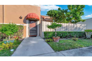 6139 Seven Springs Blvd, Greenacres, FL 33463, Sold 05/01/19
