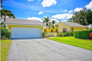 2119 NW Greenbriar Ln, Palm City, FL 34990, Sold 04/25/19