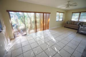 500 SE 27th Way, Boynton Beach, FL 33435, Sold 04/12/19