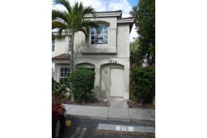 976 Summit Lake Dr, West Palm Beach, FL 33406, Sold 03/27/19