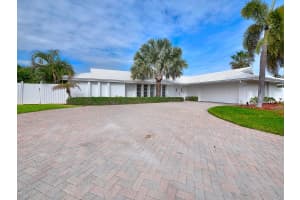 1190 Manor Dr, Riviera Beach, FL 33404, Sold 03/01/19
