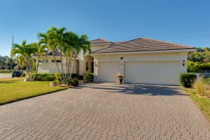 894 SW Lost River Shores Dr, Stuart, FL 34997, Sold 04/22/19