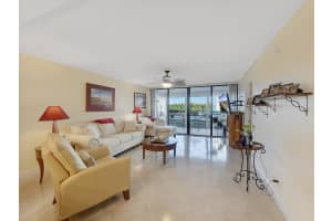 911 Ocean Dr, Juno Beach, FL 33408, Sold 08/30/19