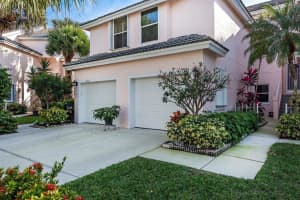 2601 Fairway Dr N, Jupiter, FL 33477, Sold 08/12/19