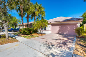 5237 NW 117th Ave, Coral Springs, FL 33076, Sold 04/29/19