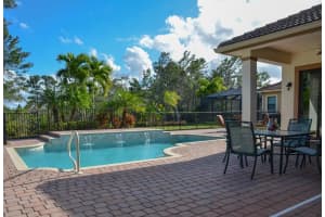 2124 NW Winterberry Tr, Jensen Beach, FL 34957, Sold 03/29/19