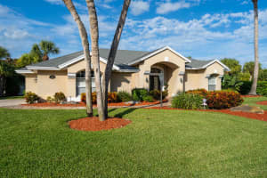 MLS# R10498553, Vero Beach, Florida 32963