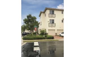 110 Stone Hbr Wy APT A2, Delray Beach, FL 33444, Sold 04/19/19