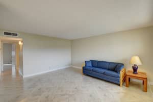 222 Normandy Ln, Delray Beach, FL 33484, Sold 03/22/19