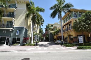 225 NE 1st St, Delray Beach, FL 33444, Sold 08/31/20